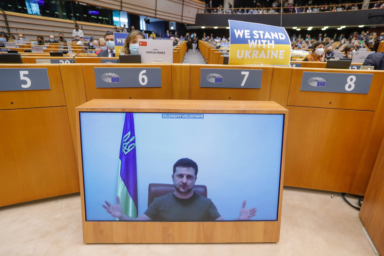 Wołodymyr Zełenski przemawia w Parlamencie Europejskim