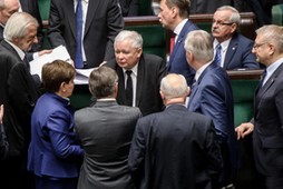 Kaczyński Szydło pierwsze posiedzenie Sejmu VIII kadencji 