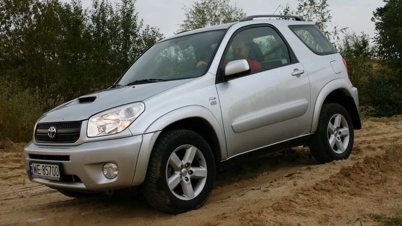 Toyota RAV4 II 2.0 (2000-05)