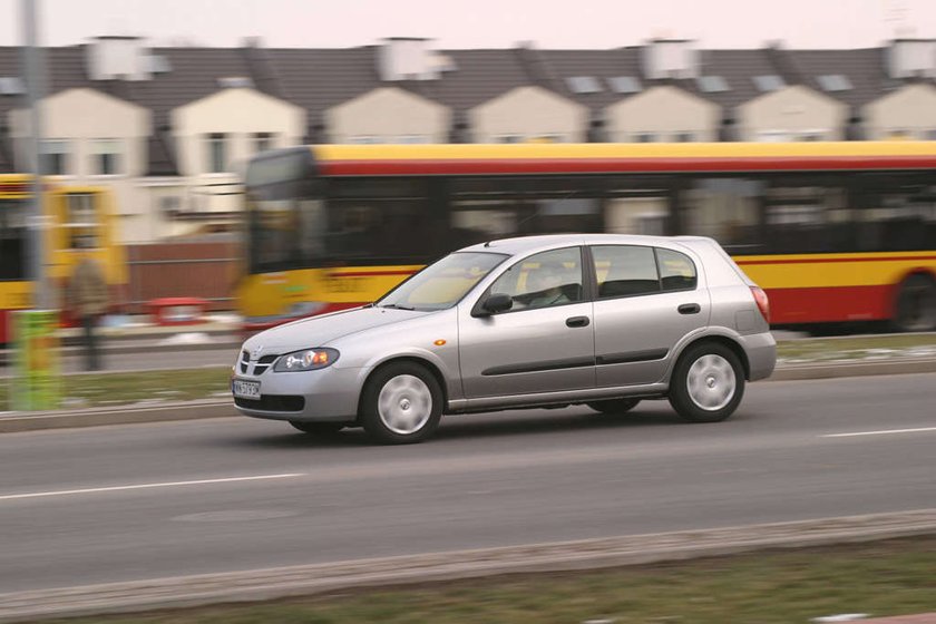 Nissan Almera