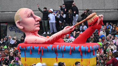 Putin kąpiący się we krwi. Tak w Niemczech pożegnano karnawał