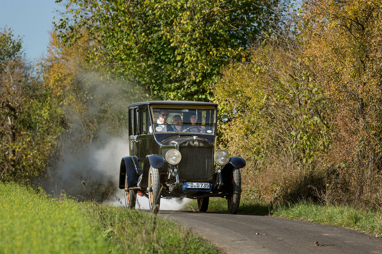  Stanley Steamer 735D - prawdziwa maszyna parowa