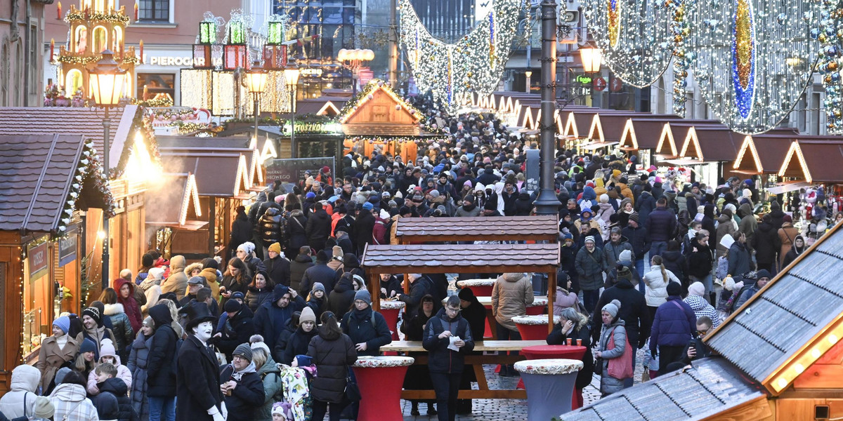 Wrocławski jarmark znalazł się w pierwszej dziesiątce najpiękniejszych jarmarków bożonarodzeniowych na świecie. 