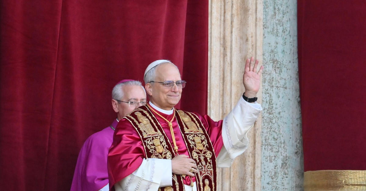 Wybrali papieża 2025 - Habemus Papam! Kto jest nowym papieżem? Ile lat ma nowy papież Leon XIV?