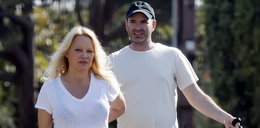 Pamela Anderson rozwodzi się po raz szósty! Dla niej ochroniarz zostawił żonę i trójkę dzieci