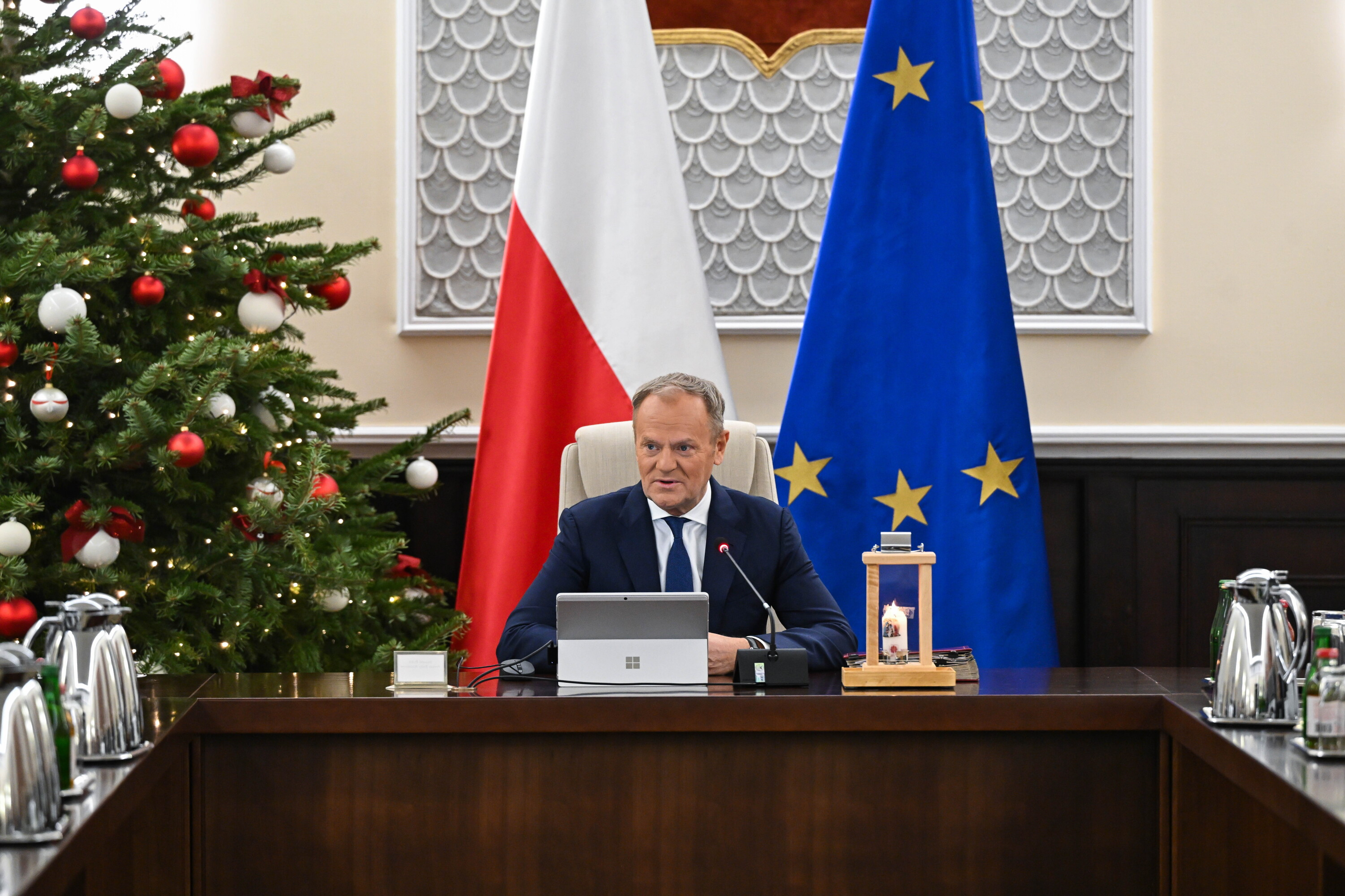 Po brutalnym ataku Rosji na Kijów: Tusk zwołuje rozmowy o pokoju