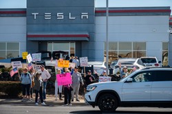 Tesla traci największy rynek w USA. W tym stanie rejestracje aut spadły o 15 proc.