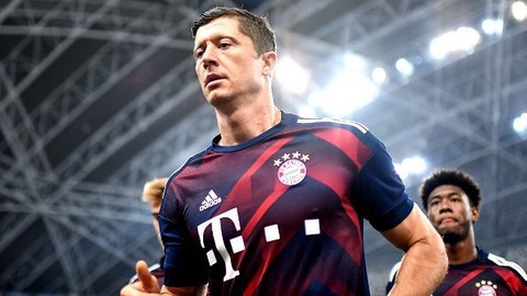 Lewandowski Pominiety Przez Ea Nie Bedzie Karty Record Breaker Polaka