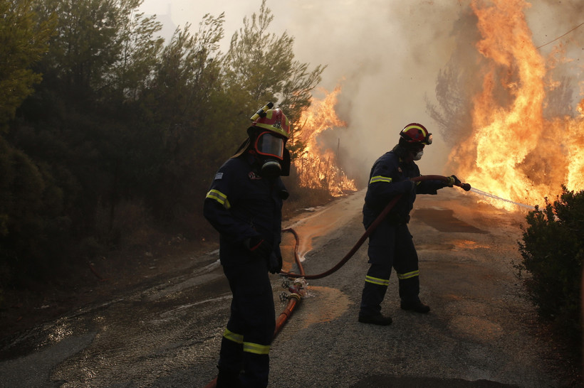Pożary w Grecji. Sytuacja jest coraz bardziej poważna