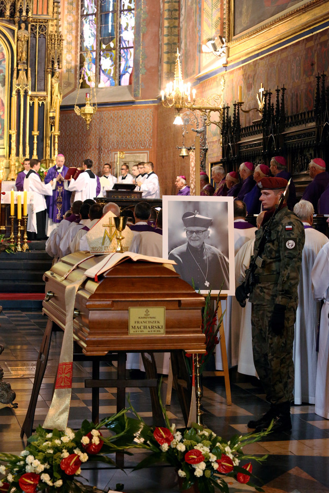 Msza święta pod przewodnictwem przewodniczącego KEP abp. Stanisława Gądeckiego w Bazylice św. Franciszka z Asyżu w Krakowie