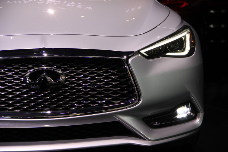 Infiniti Q60 Coupe (Detroit 2016)