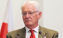 Sąd nakazał Wyszkowskiemu przeprosić Wałęsę. "Zarzuty o współpracy z SB są wyjątkowo dotkliwe"