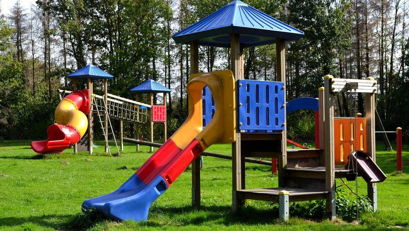Beliebte Klettergerüste für Kinder im Vergleich – sicher & günstig