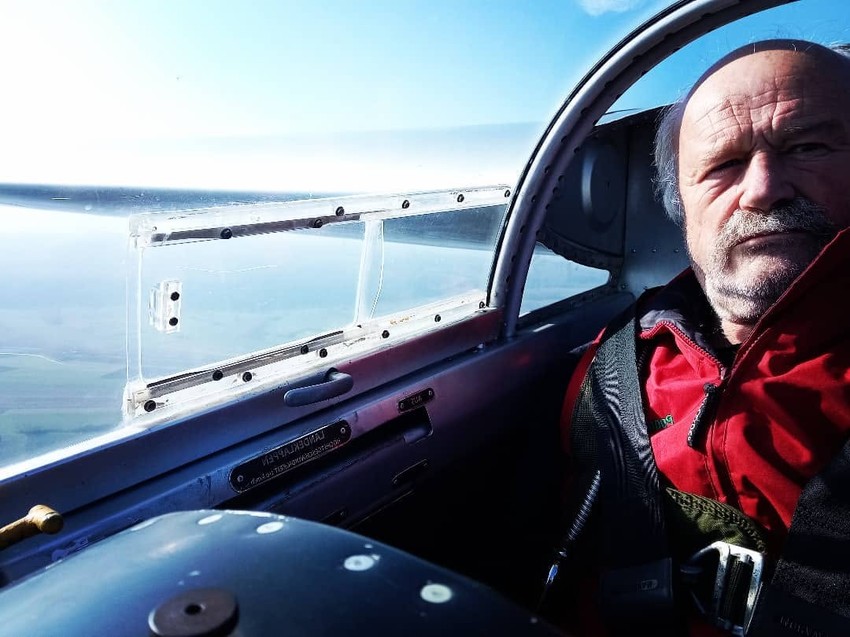 Peđa Pilot u jedrilici ima više od 5.000 letova