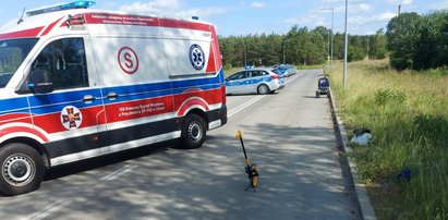 Dwuletni chłopczyk zginął potrącony przez auto. Pilnowała go pijana babcia. Nowe fakty