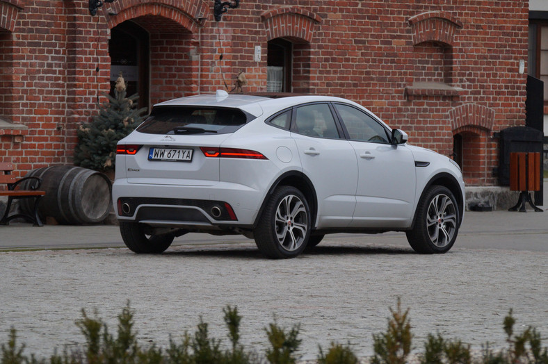 Jaguar E-Pace 2.0 P250 AWD - elegancki i nadal drapieżny