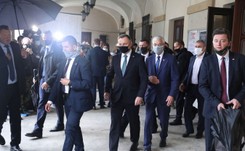 Zaprzysiężenie prezydenta Dudy. Parlamentarzyści przechodzą testy na koronawirusa