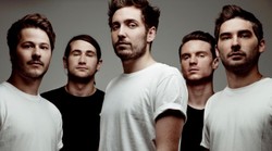 You Me At Six przedstawiło w całości albumu "Suckapunch"