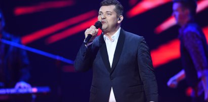 Zenek Martyniuk zarabia krocie na koncertach. Ile rocznie wpływa na konto króla disco polo? Kwoty robią wrażenie!