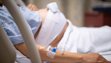 Rewolucja na porodówkach. Ma być więcej znieczuleń i lepsze warunki po porodzie