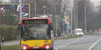 Kierowca MPK jechał z otwartymi drzwiami