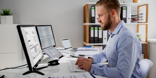 Wszystko o fakturach KSeF: faktury ustrukturyzowane, faktury korygujące i faktury zaliczkowe