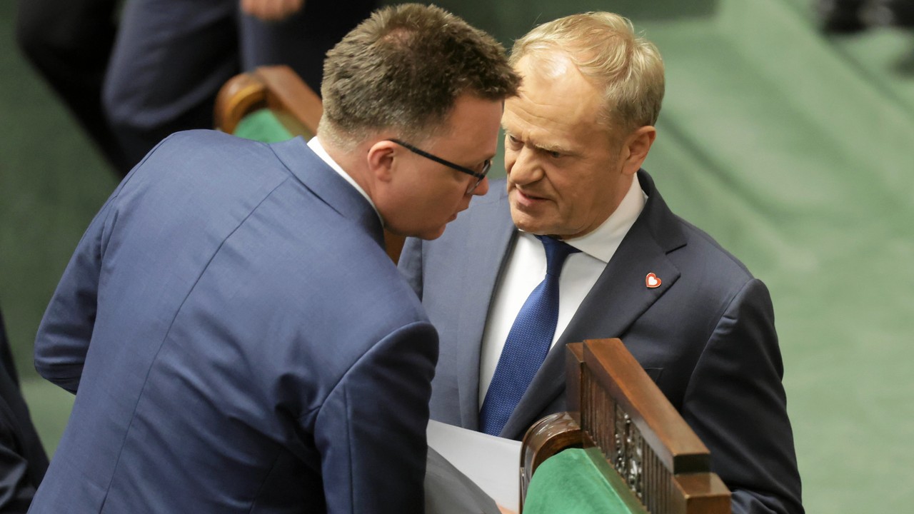 Burza w koalicji po nocnym spotkaniu Szymona Hołowni. Ekspertka: nikt mu już nie zaufa