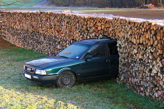 Najdziwniejsze wypadki dziwnych samochodów.