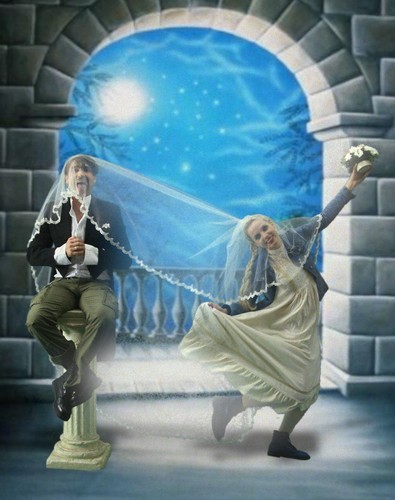 Julia Kijowska i Marcin Dorociński na ślubnych zdjęciach