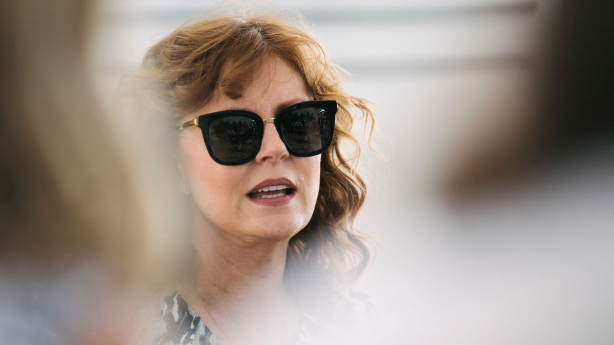 Susan Sarandon była gościem na królewskim meczu polo. W pewnym momencie amerykańska aktorka postanowiła podejść i przywitać się z królową Elżbietą II i jej mężem. Tym samym popełniła poważny błąd.