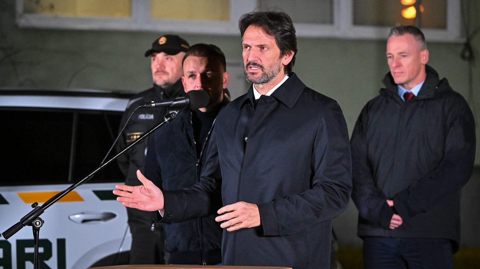 V piatok večer nastúpili do služby naprieč Slovenskom prvé žandárske hliadky.