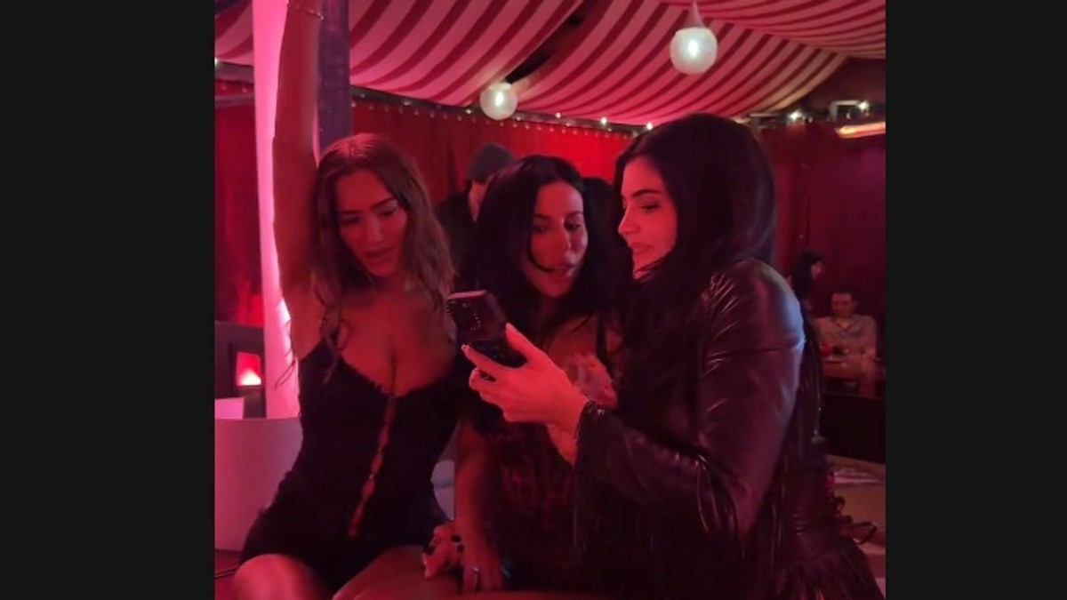 Ovih dana svi se pitaju ko je user3266363816019: Objavljuje privatne snimke poznatih