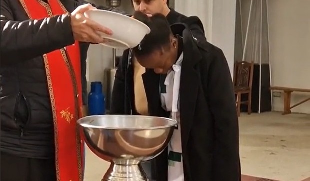 Patriša Kaunda, kršenje