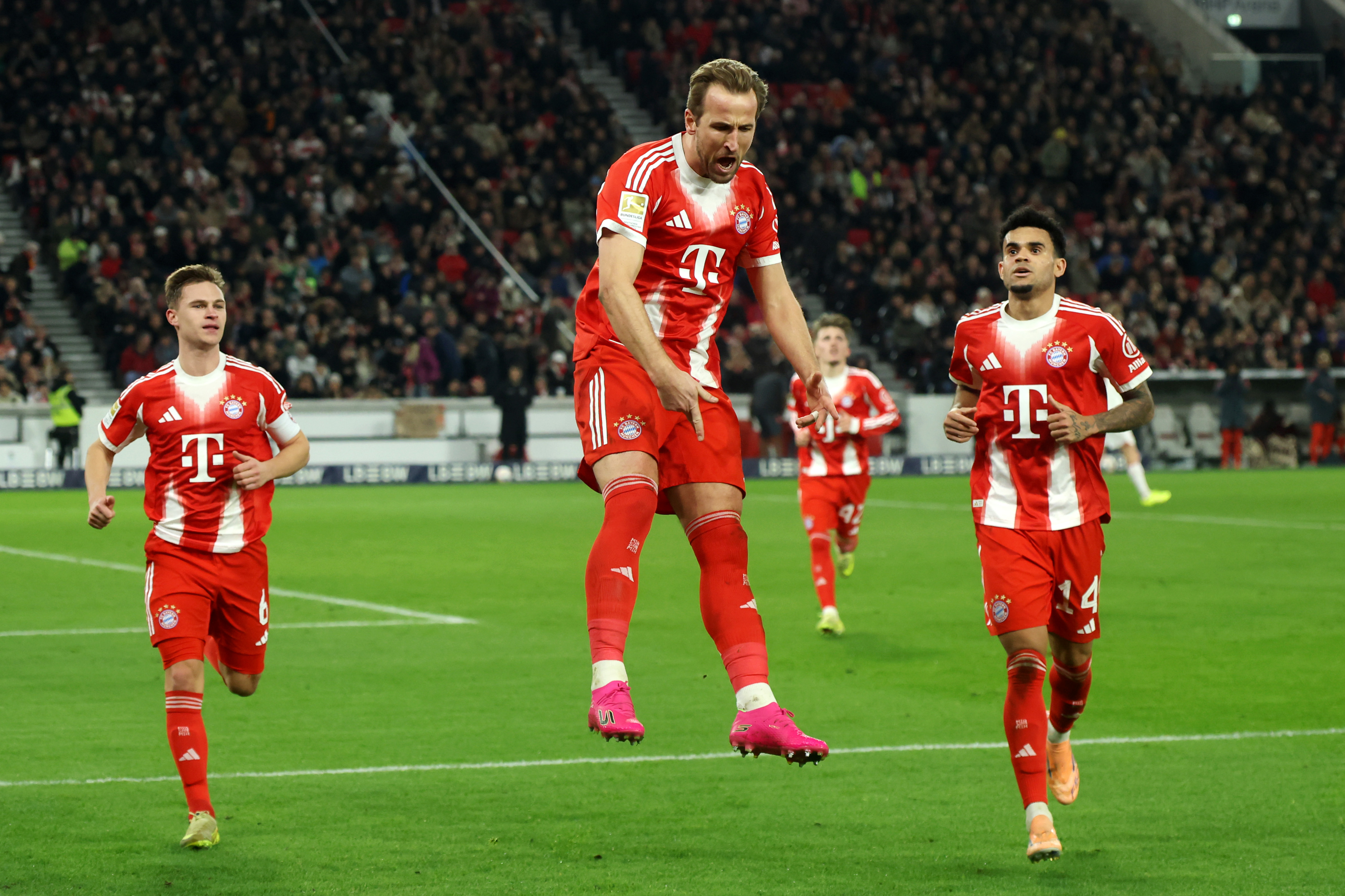 Harry Kane mit Hattrick: Bayern zerlegt Stuttgart 5:0