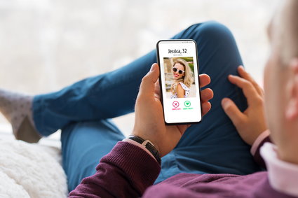 Rosjanie już nie umówią się online. Tinder opuszcza kraj