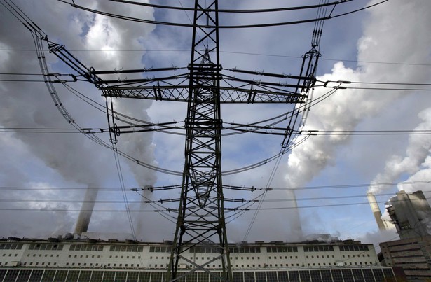 Związki zawodowe działające w spółce Enea S.A. protestują przeciwko możliwości sprzedaży firmy spółce Electricite de France (EDF), nazywając takie działanie "przepaństwowieniem" spółki.