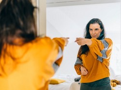 Złudzenie ponadprzeciętności miało wpływ na decyzję o zaszczepieniu się przeciw SARS-CoV-2. Wyniki badania