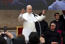 Watykan z zadowoleniem przyjął ogłoszenie rozejmu. Tak papież mówi o narzędziach rozwiązywania konfliktów na świecie