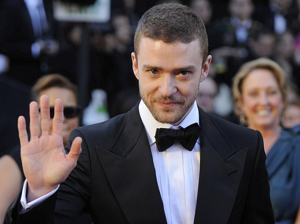 Zobacz, jak Justin Timberlake sypia z Milą Kunis