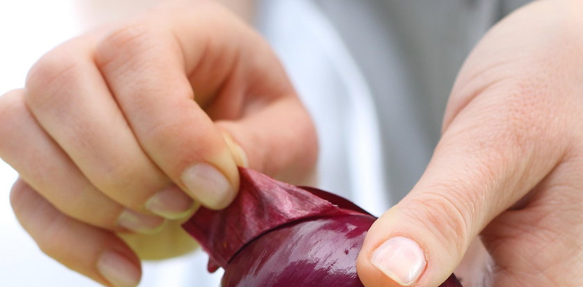 Jak pokroić cebulę i nie uronić ani łezki?