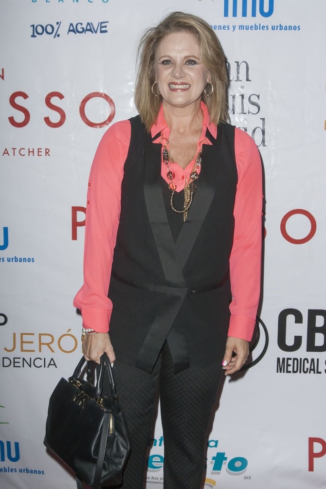 Erika Buenfil danas ovako izgleda