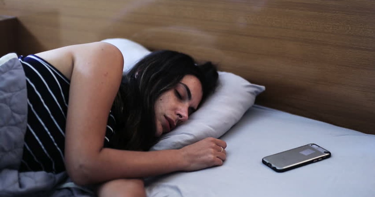 Here are 3 undeniable reasons to not sleep with your phone in bed