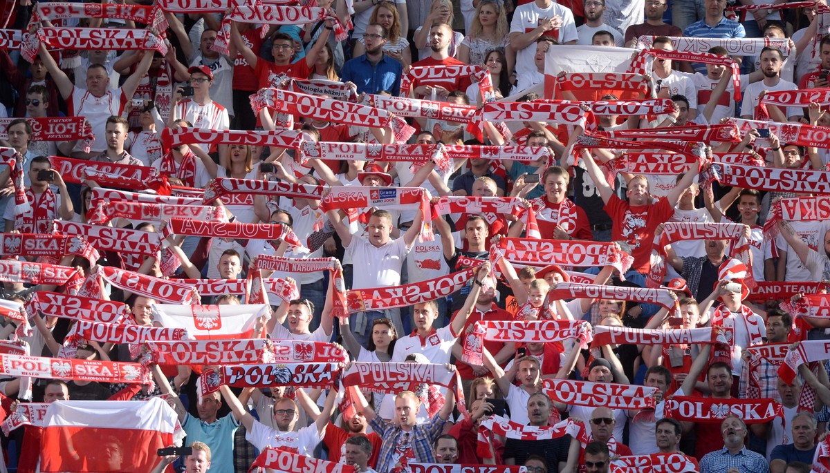 Euro 2016: Strefy Kibica zbyt drogie dla polskich miast. Polsat podyktował horrendalnie wysokie ceny