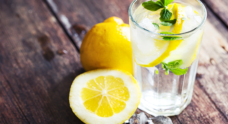 glass-of-water-with-lemons