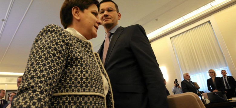 Premier Szydło z kanclerz Merkel o współpracy służb. Telefoniczna rozmowa po ataku w Berlinie