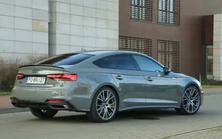 Test Audi A5 Sportback 40 TFSI – pozory, pozory...