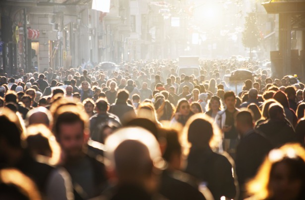 Rynek pracy w Polsce stabilizuje się; liczba nowych ofert pracy jest tylko o 1 proc. mniejsza niż w analogicznym okresie przed rokiem