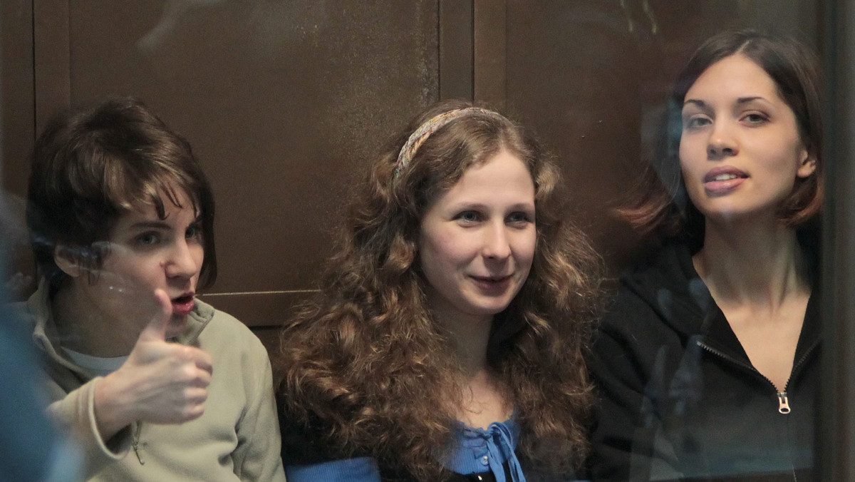 Członkiniom punkrockowej grupy Pussy Riot Nadieżdzie Tołokonnikowej i Marii Alochinej nie zezwolono na odbywanie kary w areszcie śledczym w Moskwie, w którym obecnie są przetrzymywane - poinformowała agencja RIA-Nowosti.