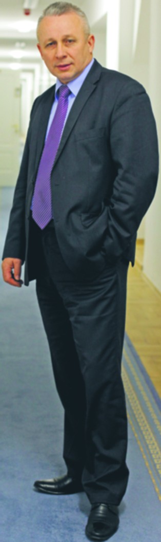 Prezes BFG: Banki powinny porozumiewać się z klientami i pozwalać na przewalutowanie kredytów