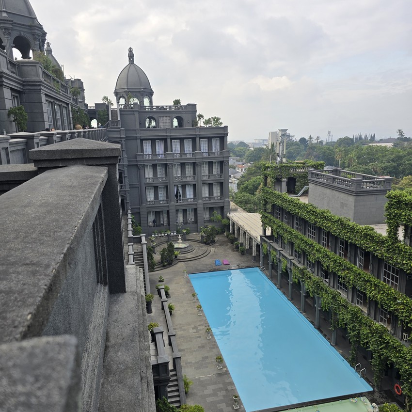 GH Universal Hotel u  Bandungu